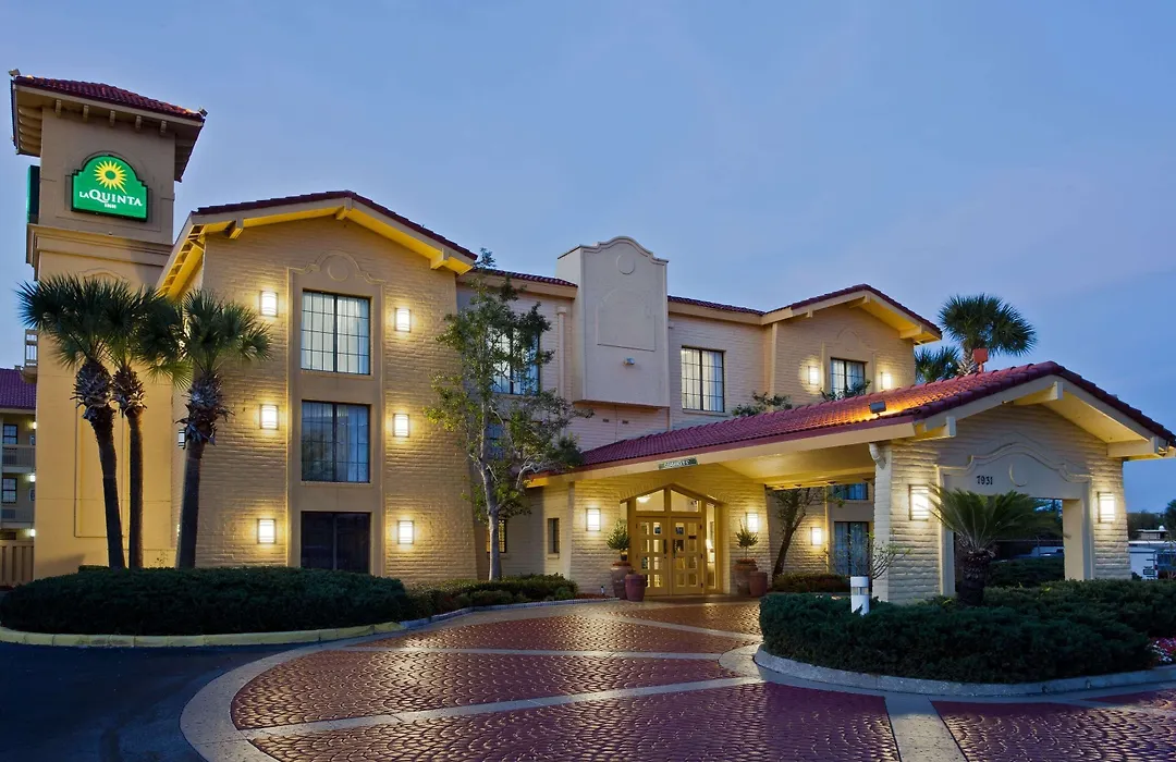 La Quinta Inn By Wyndham Orlando Airport West-1